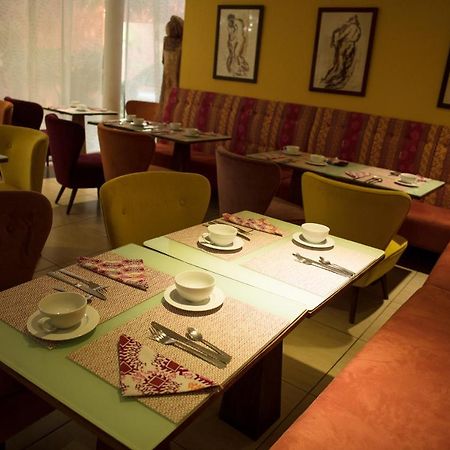 Hotel Maison Rouge Cotonou Ngoại thất bức ảnh